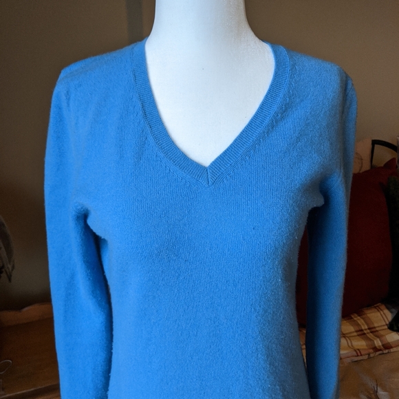 Cashmere Sweater - Picture 3 of 5